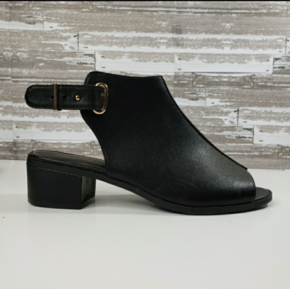 Top Shop Black Open Toe Sandals - Picture 7 of 8